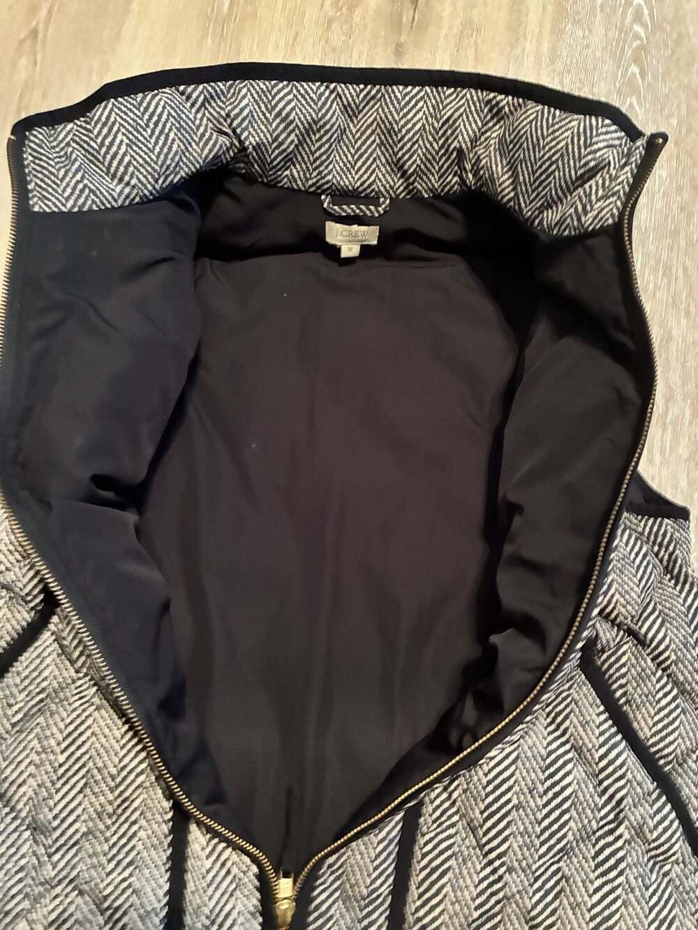 J.Crew Puffer Vest Size M Black White Herringbone Quilted Zip Front - Picture 7 of 9